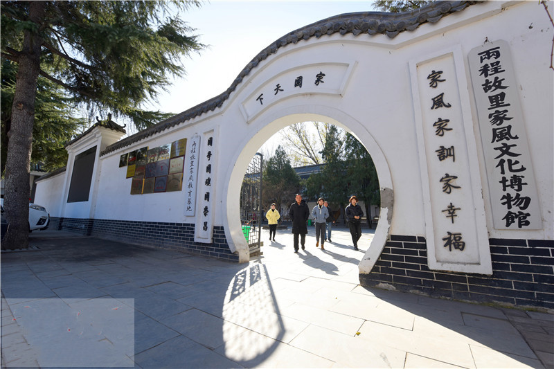 00300285799_800f2cfa_副本